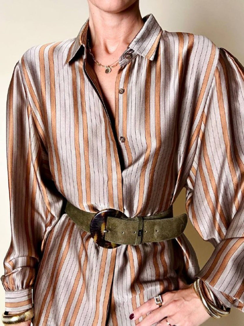 Camicia in raso di seta a righe verticali tortora e caramello Castle Bologna