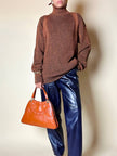 Dolcevita oversize con maxi collo in misto lana a coste larghe ruggine e nero