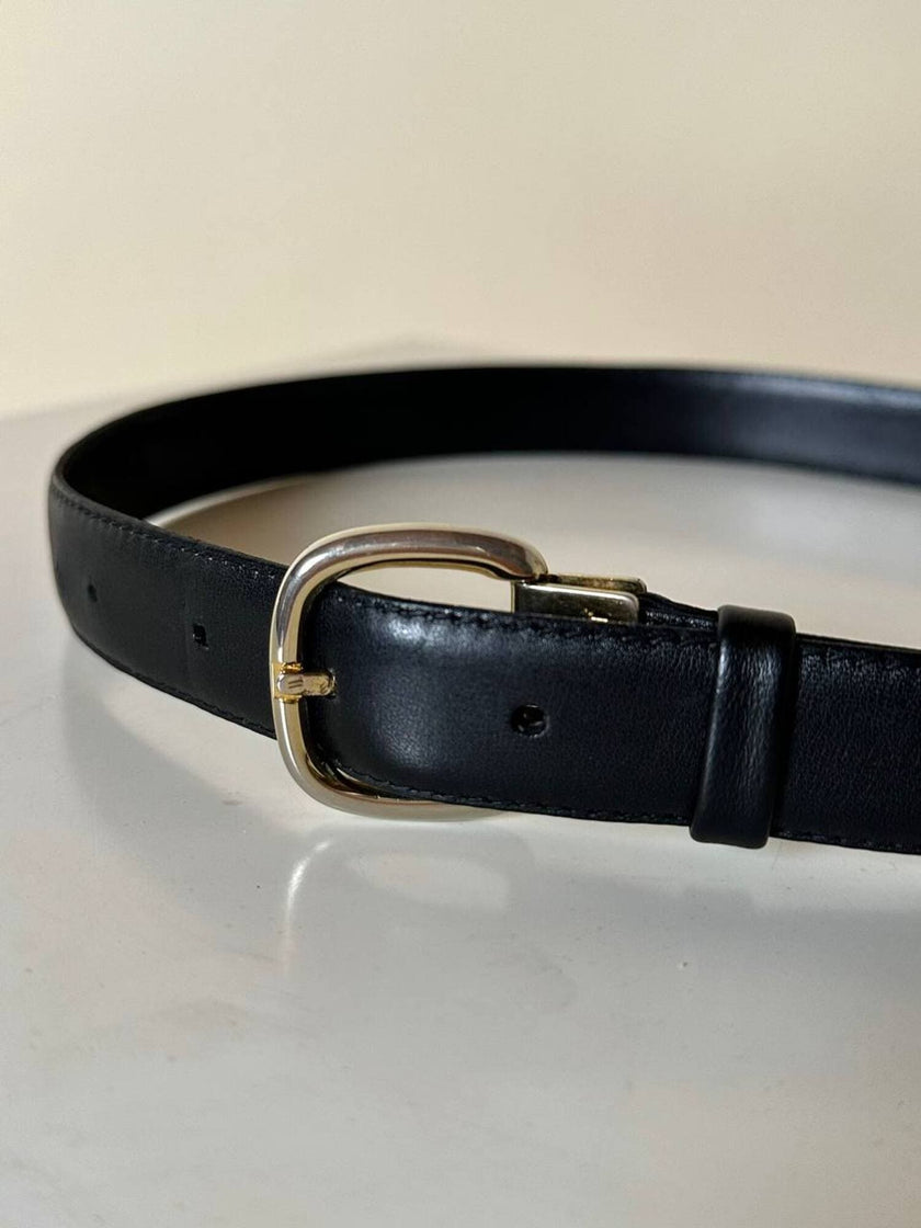 Cintura vintage Yves Saint Laurent in pelle nera con fibbia oro