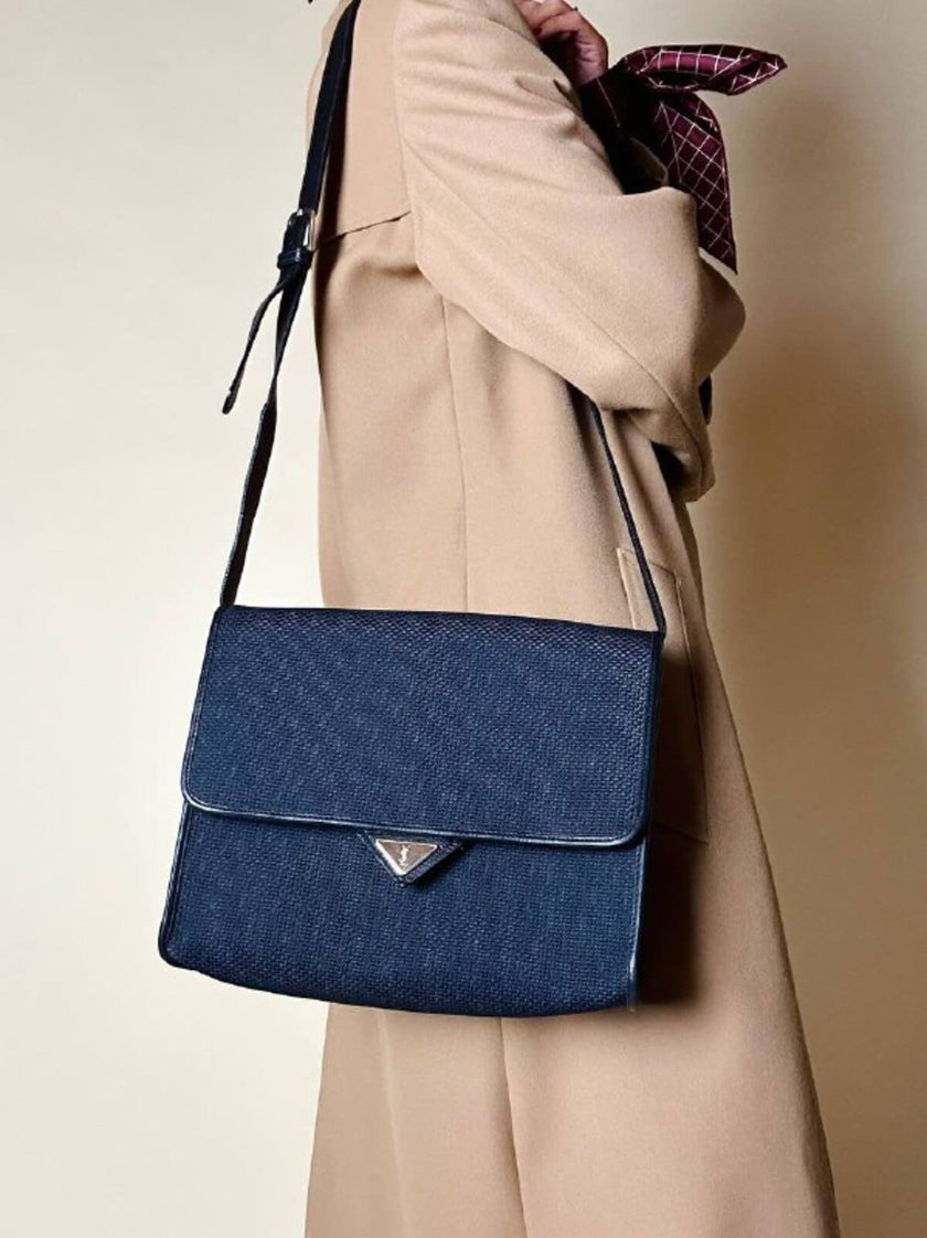 Borsa messenger in tessuto plastificato e pelle blu “Yves Saint Laurent”