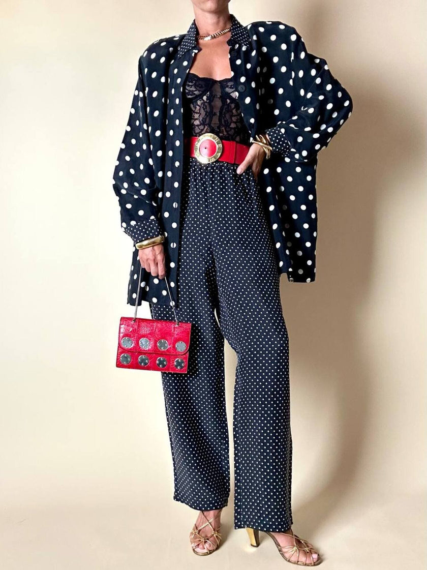 Completo oversize nero a pois bianchi in Cupro “Divina”