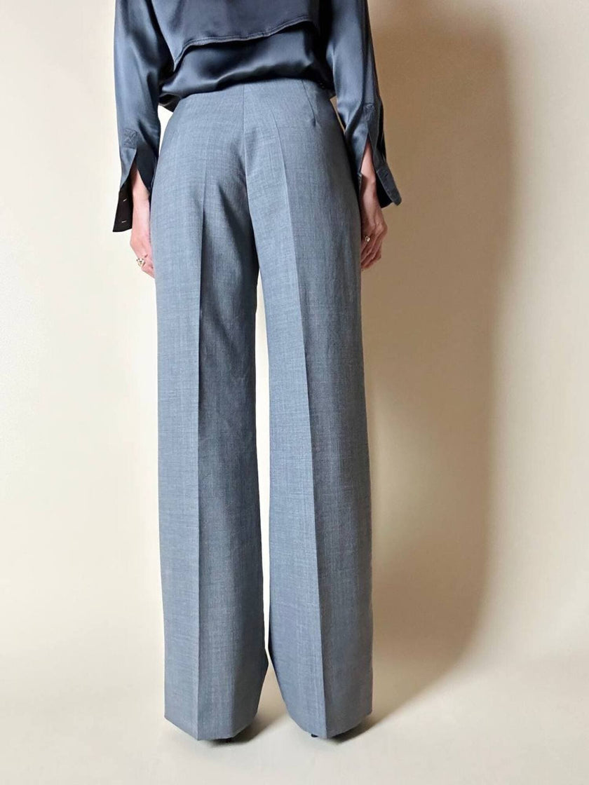 Pantalone a palazzo in rasato di lana grigio “Luisa Spagnoli”