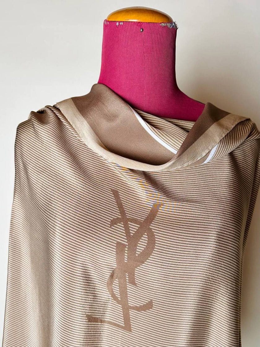 Foulard Yves Saint Laurent vintage in seta a righe con monogramma YSL