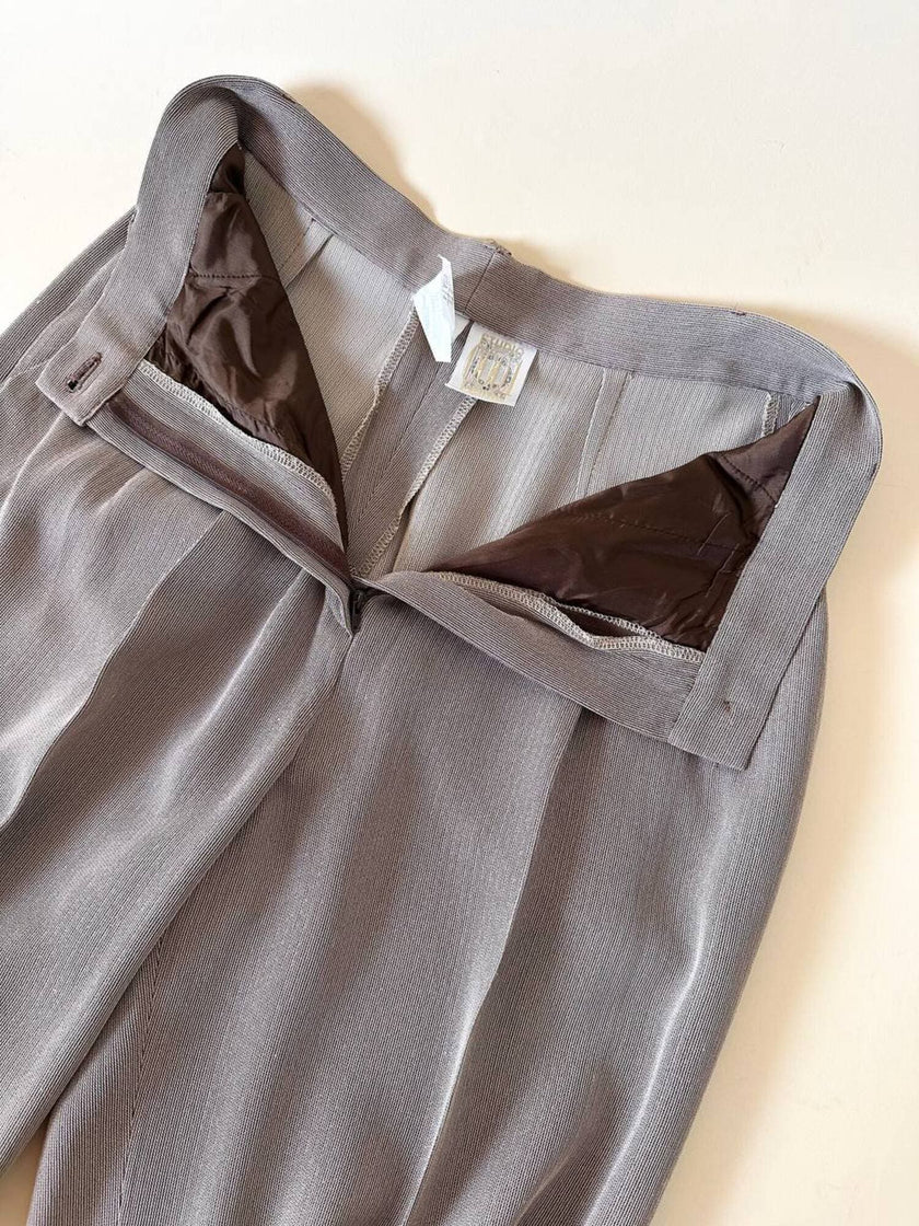 Pantalone Studio 0001 Ferré a vita alta con pince in tessuto operato greige