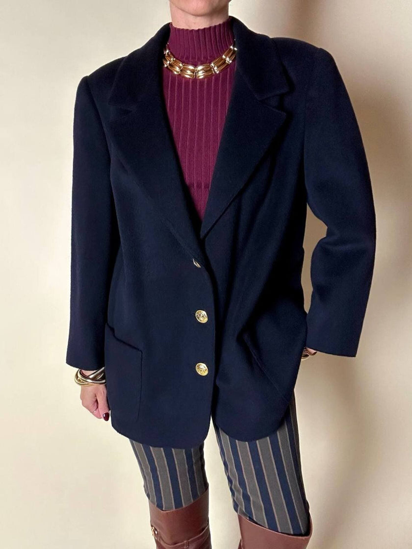 Blazer in lana e cachemire blu notte con bottoni gioiello dorati con testa di medusa