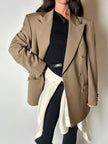 Blazer vintage Yves Saint Laurent in lana cachi doppiopetto con bottoni logati oro
