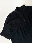 Camicia vintage in seta nera Yves Saint Laurent con logo YSL allover e bottoni in Jet