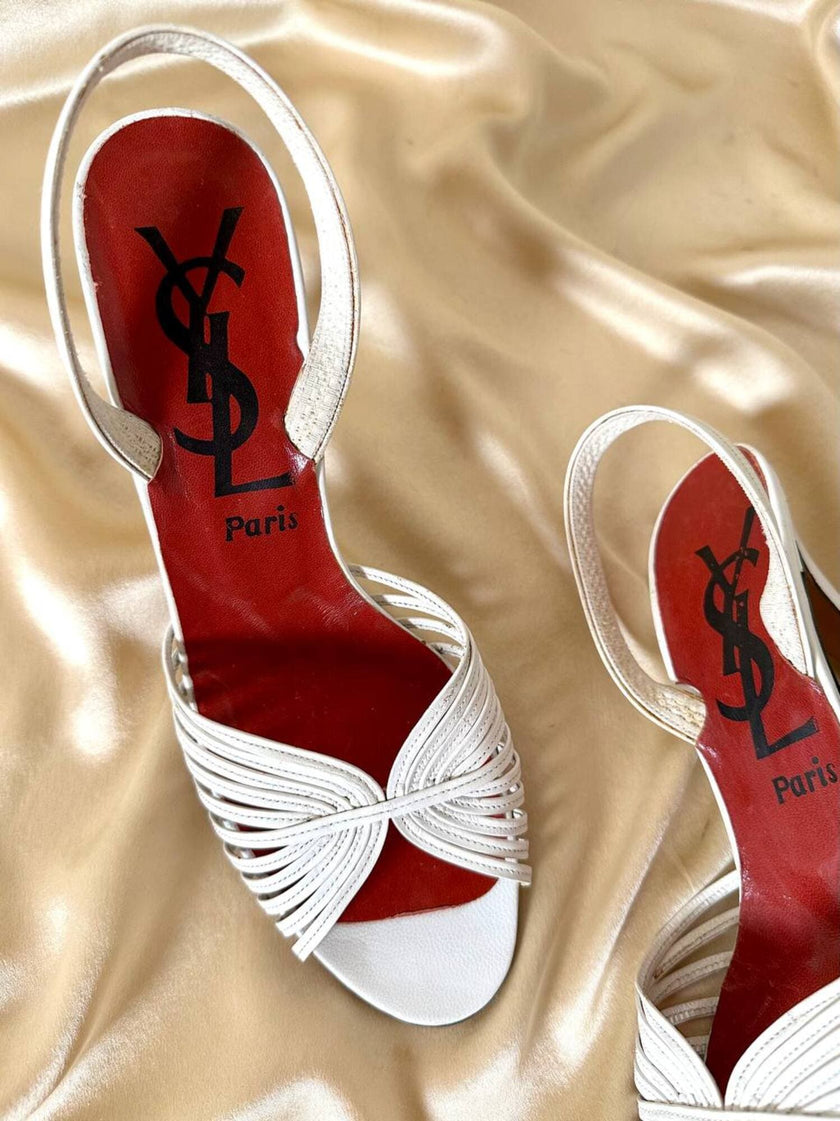 Sandali in pelle bianca con tacco a spillo “Yves Saint Laurent”