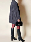 Manteau-blazer Yves Saint Laurent en tweed avec boutons bijoux logotés