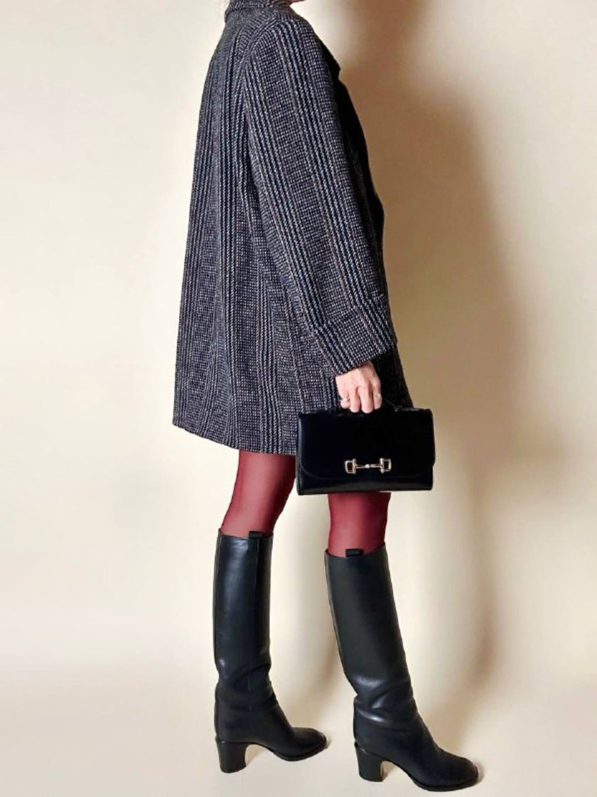 Manteau-blazer Yves Saint Laurent en tweed avec boutons bijoux logotés