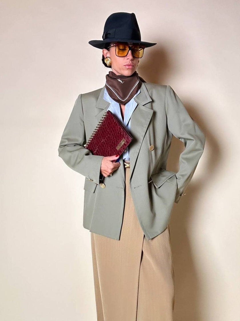Blazer doppiopetto Yves Saint Laurent  in rasato di lana cachi con bottoni gioiello