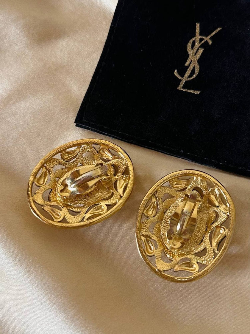 Maxi clip ovali con motivi barocchi “Yves Saint Laurent”
