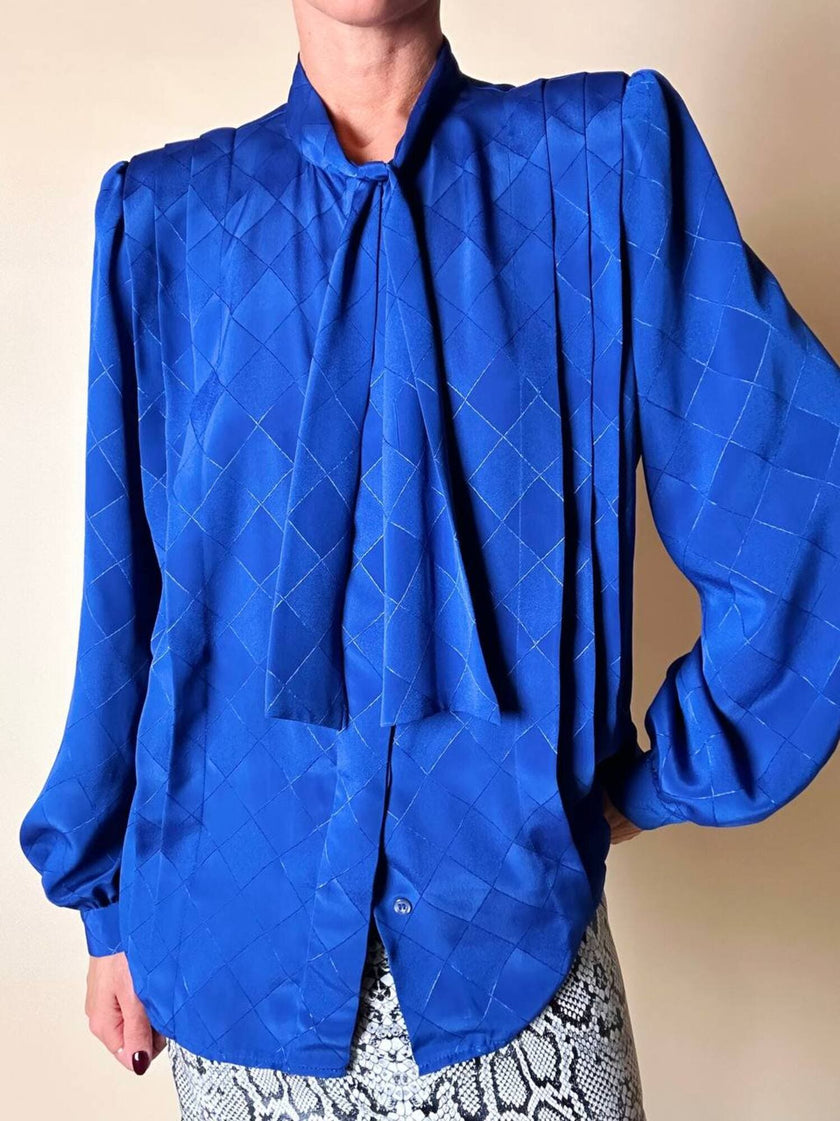 Camicia vintage Tricosa Paris in tessuto jacquard operato a losanghe bluette con nastro al collo