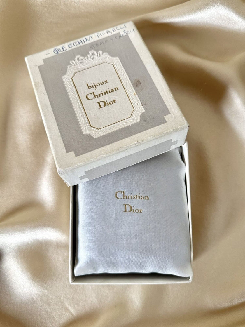 Maxi clip dorate con perle cabochon “Christian Dior”