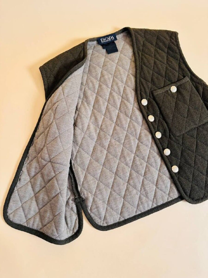 Gilet in lana matelassé verde militare con bottoni dorati 