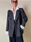 Blazer doppiopetto in rasato di lana grigio gessato con maxi bottoni neri  “Yves Saint Laurent”
