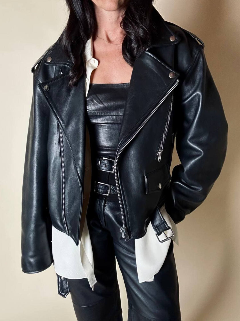 Giacca biker vintage in pregiata pelle nera con fodera trapuntata