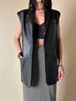 Gilet long en cuir noir « Doortwentyfive »