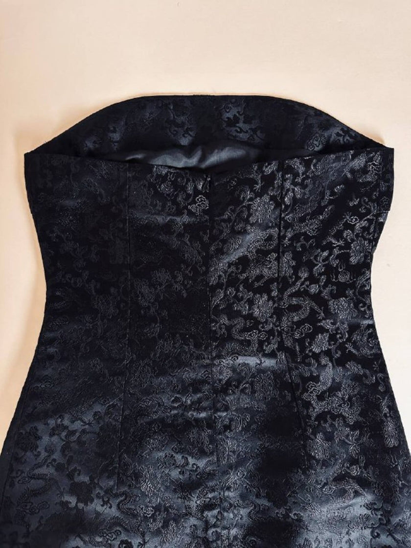 Abito a fascia in broccato di seta nero fantasia orientale