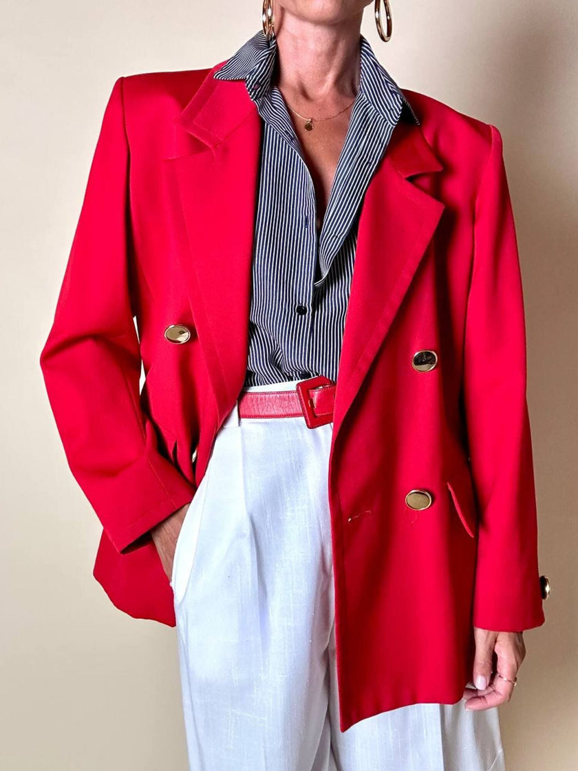 Blazer doppiopetto rosso Yves Saint Laurent con bottoni dorati a specchio
