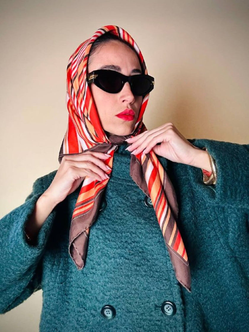 Foulard Byron in pura seta fantasia a righe trasversali declinata in nuance calde