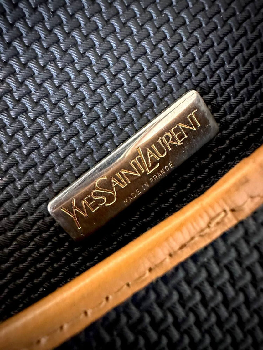 Borsa bandoulière Yves Saint Laurent in tessuto tramato nero con dettagli in pelle cuoio