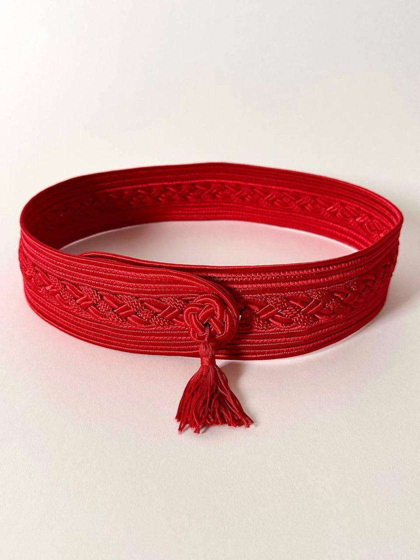 Cintura vintage rossa realizzata con intreccio di passamanerie e nappa couture