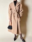 Cappotto vintage Kamaé modello vestaglia in lana e cachemire cammello chiaro