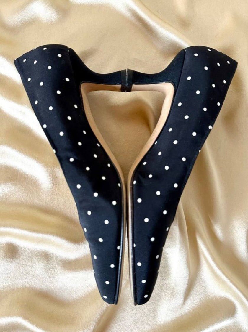 Décolleté in tessuto nero a pois bianchi “Escada”