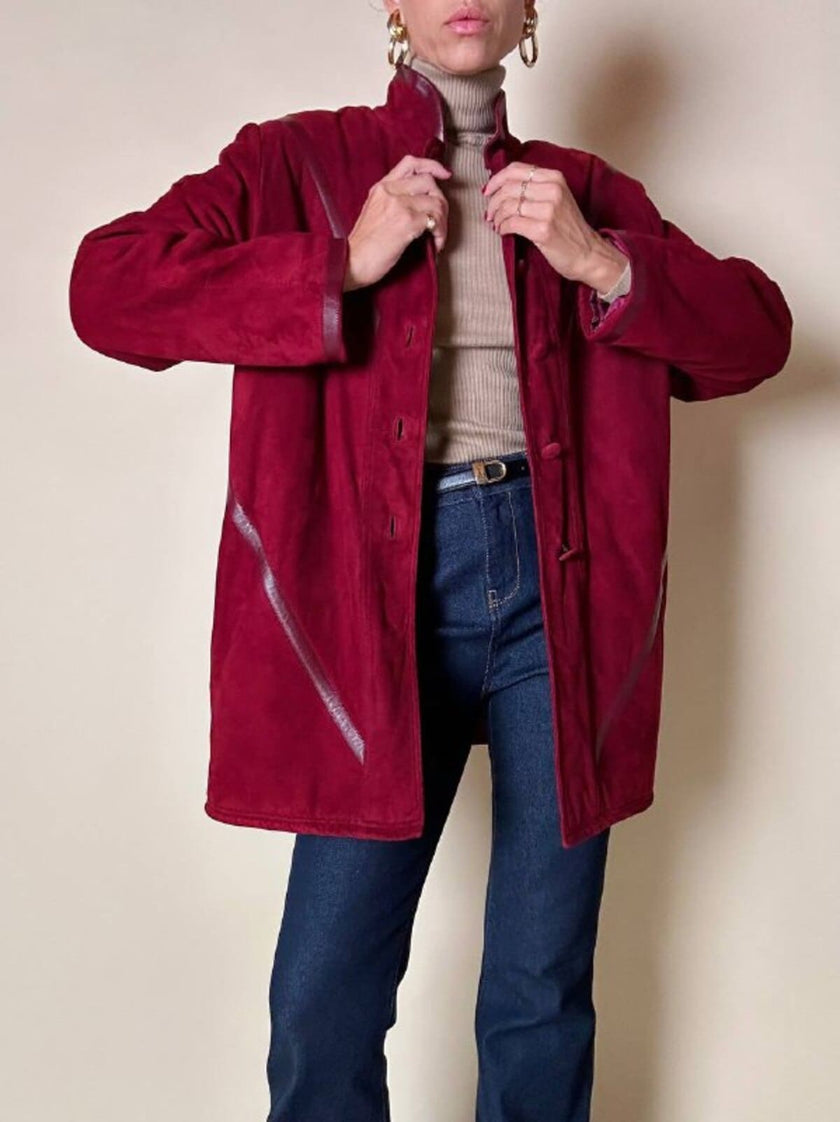 Giacca in suede borgogna con riporti in pelle e con interno in lana mélange in tinta