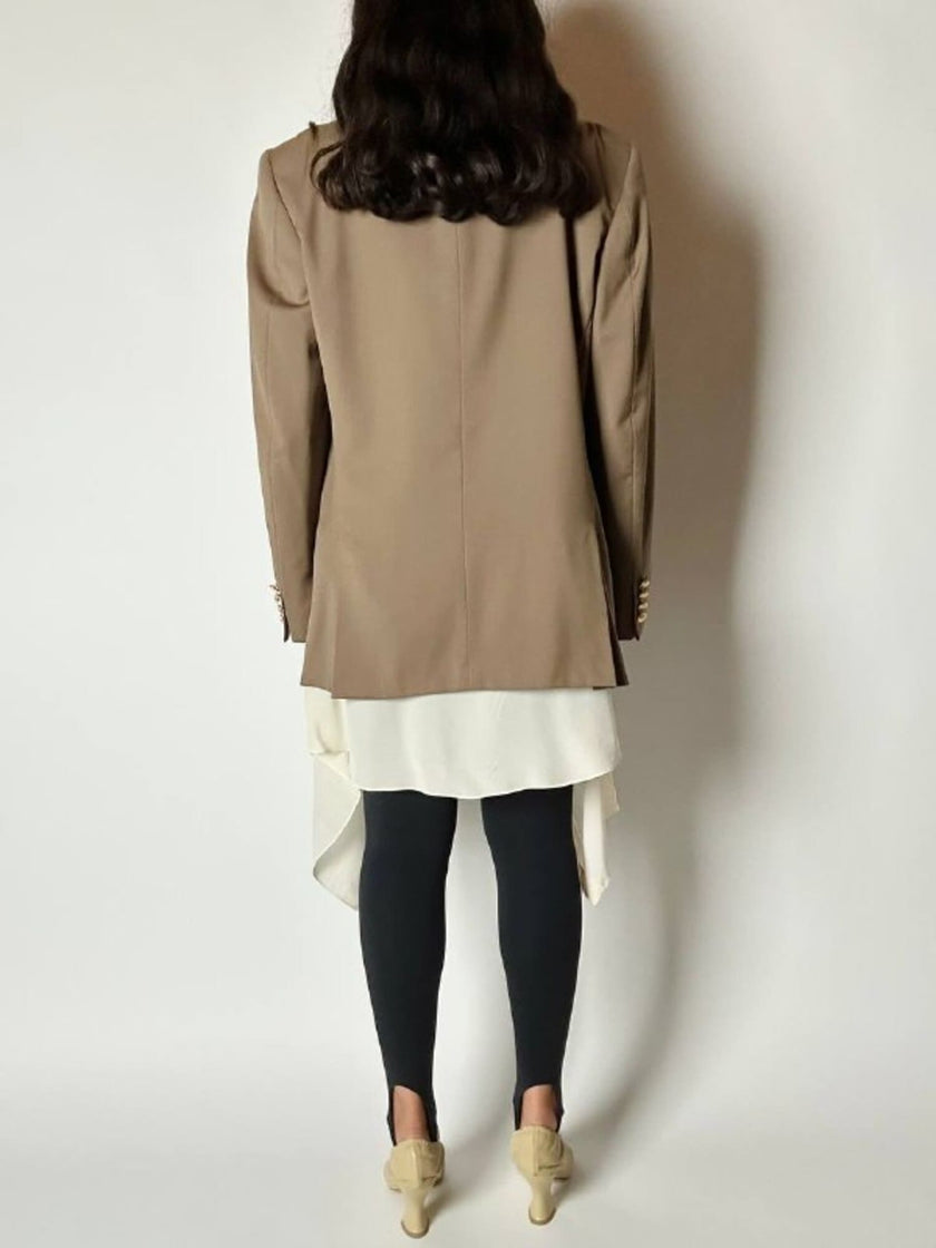 Blazer vintage Yves Saint Laurent in lana cachi doppiopetto con bottoni logati oro