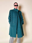 Cappotto doppiopetto in lana bouclé verde bosco con fodera firmata