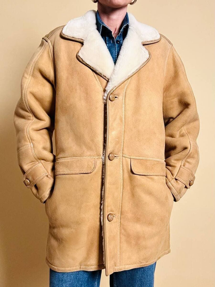 Shearling Oiginal in suede color biscotto