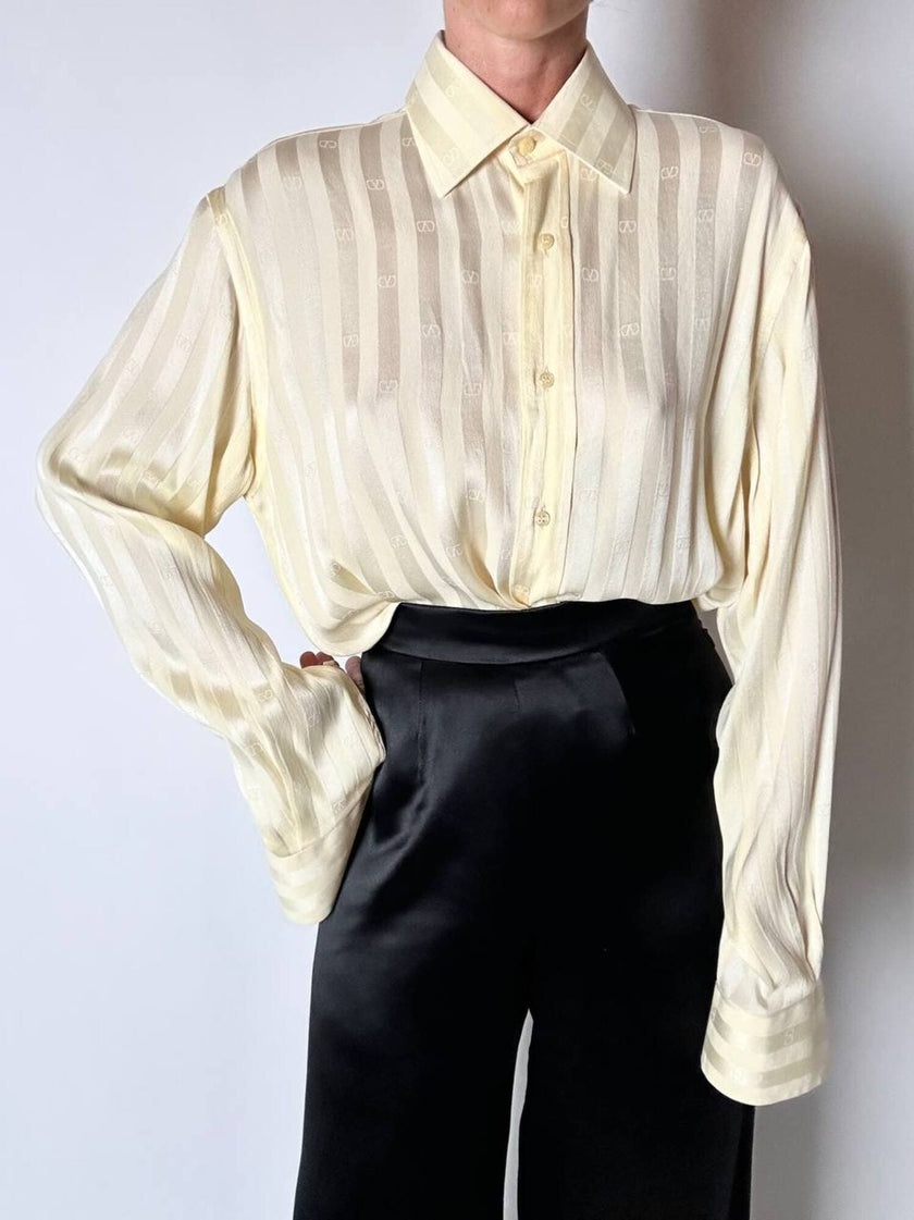 Chemise vintage en soie Valentino Garavani ivoire à rayures avec logos all-over