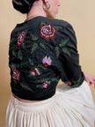 Bolero sartoriale in cotone nero con rose rosse ricamate in perline