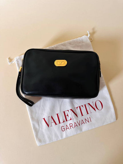 Beauty case in ecopelle nera “Valentino Garavani”