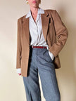 Camisa de sastre en seda Jacquard blanca con rayas grises