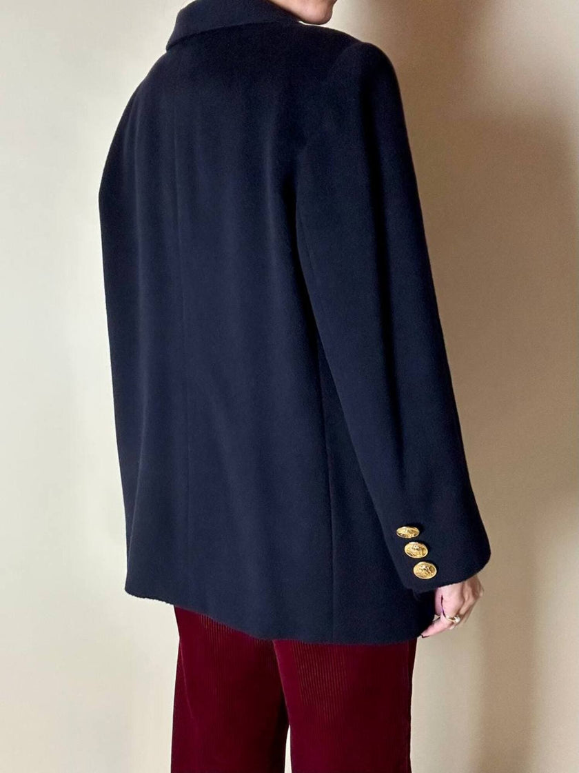 Blazer in lana e cachemire blu notte con bottoni gioiello dorati con testa di medusa