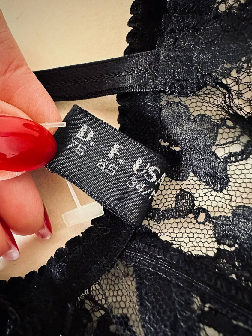 Body perizoma in pizzo nero “La Perla”