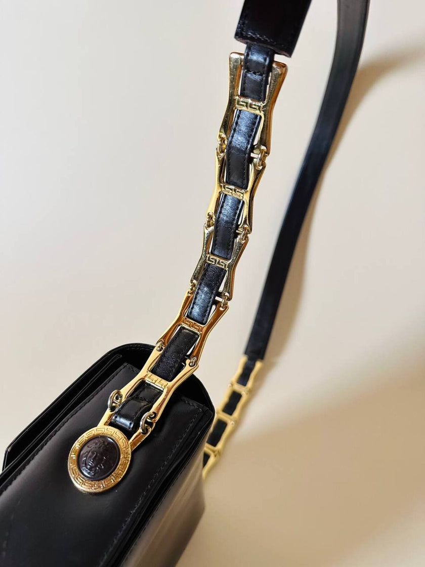 Borsa Gianni Versace vintage in pelle testa di moro con iconica Medusa