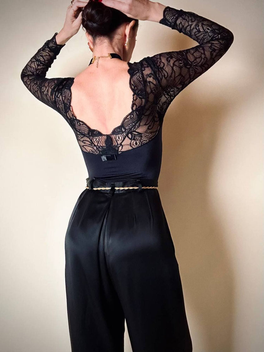 Body a manica lunga con scollo a cuore in lycra e pizzo nero “Faber”