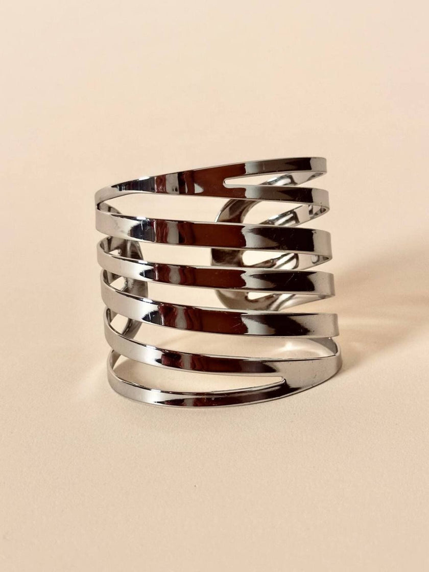 Manchette in metallo scavato argento “Thierry Mugler”