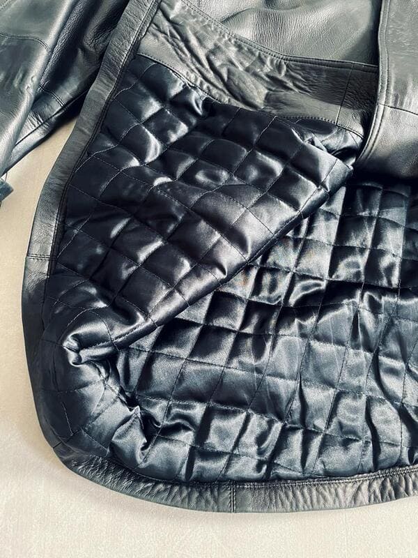 Giacca oversize in pelle nera