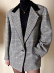 Blazer Guy Laroche in lana Principe di Galles con colletto in velluto nero