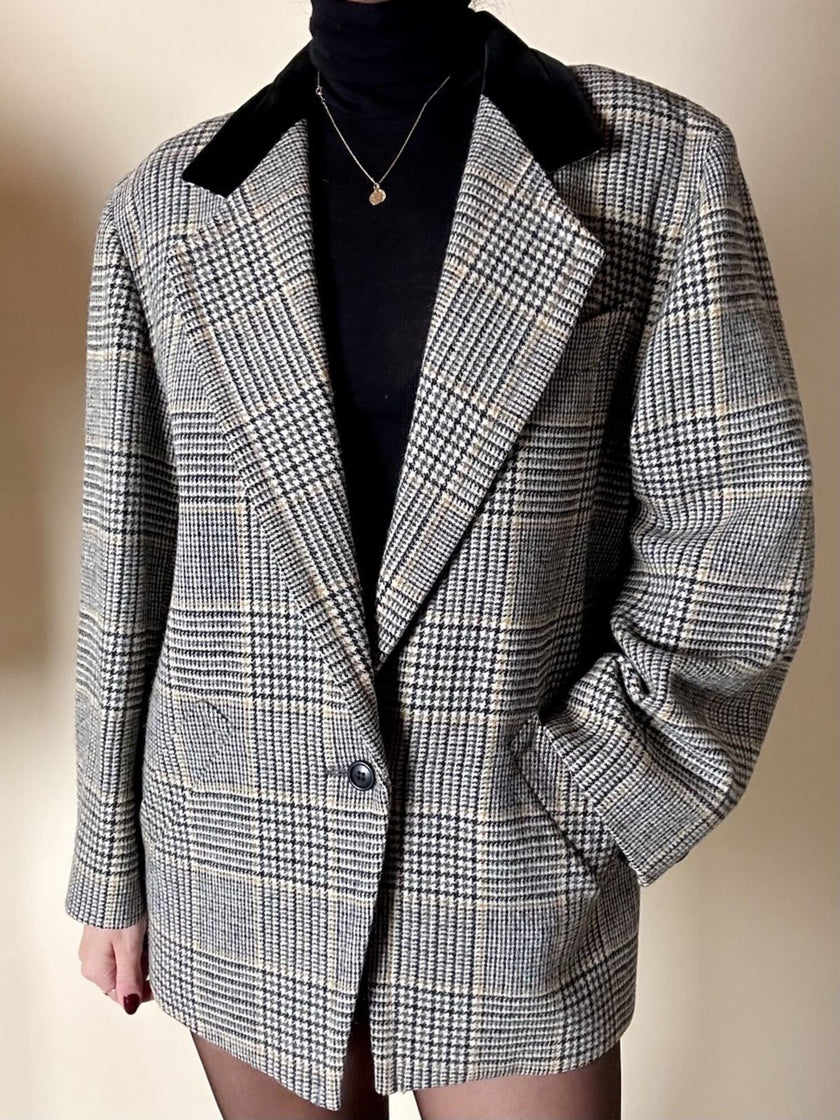 Blazer Guy Laroche in lana Principe di Galles con colletto in velluto nero