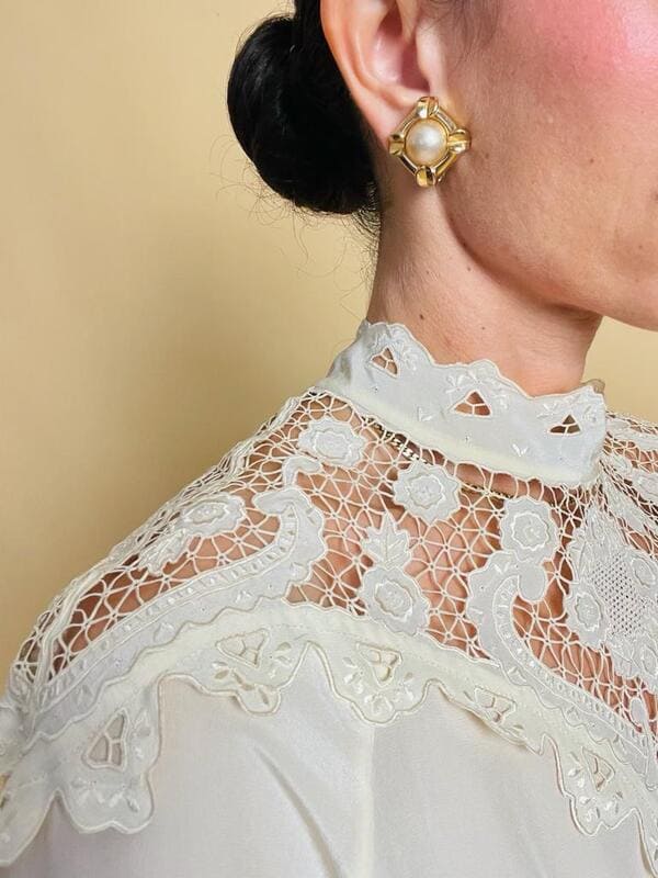 Clip Nina Ricci