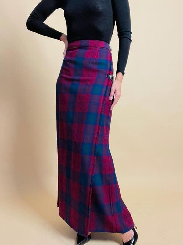 Wrap skirt in lana tartan