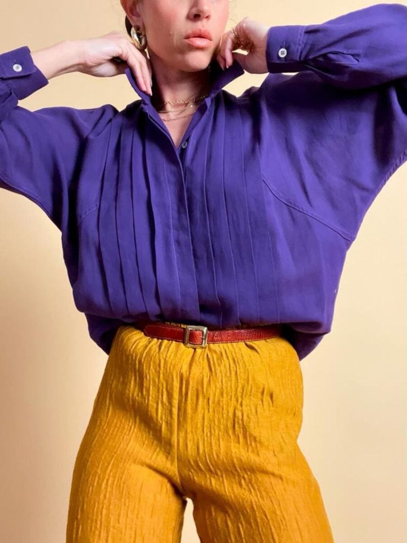 Camicia in cotone viola con motivo plissé