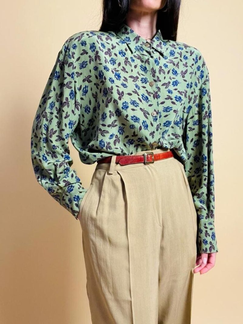 Camicia in seta verde oliva fantasia floreale