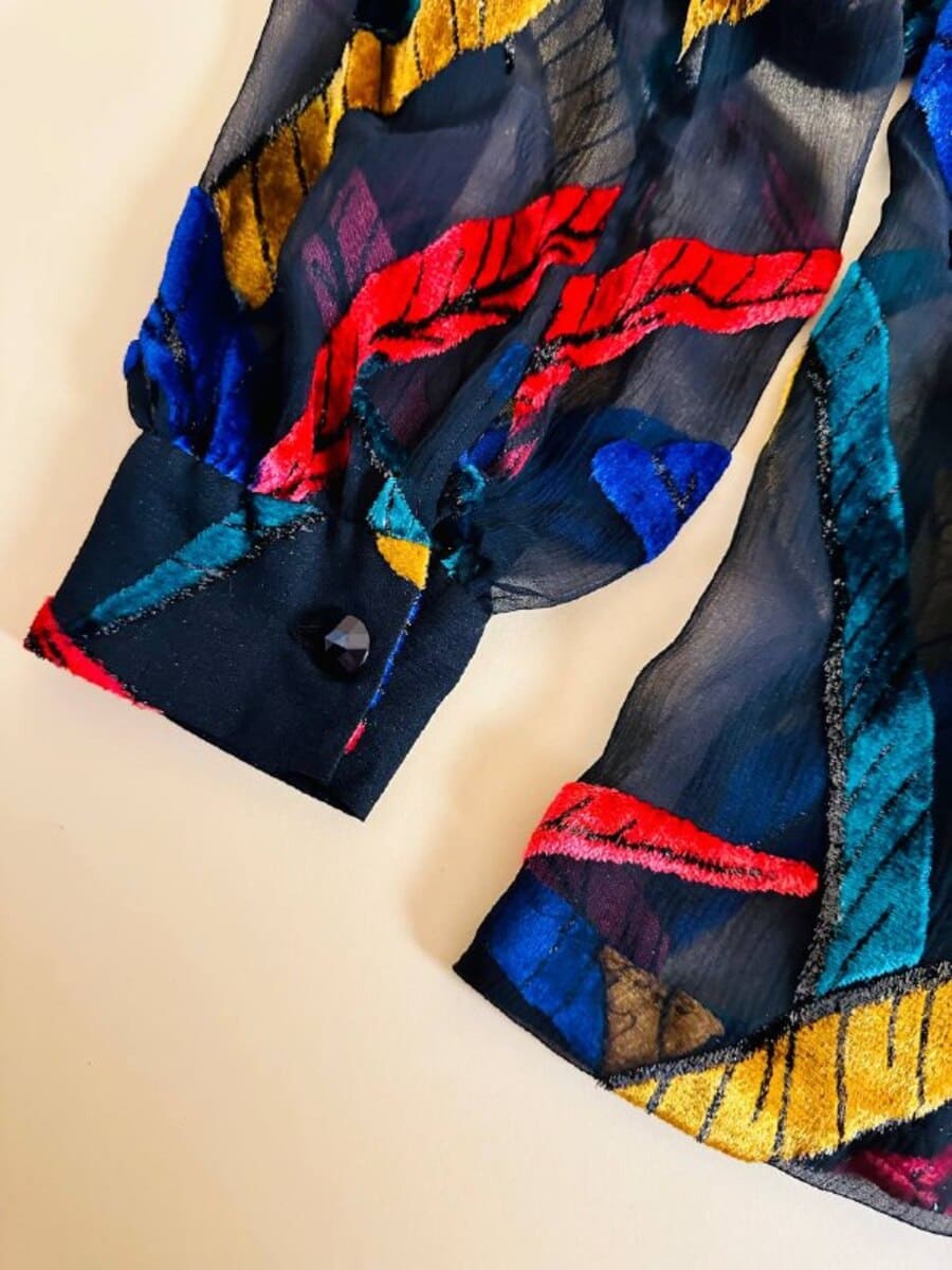 Camicia in chiffon nero con inserti di velluto controtagliato multicolor - immagine 15